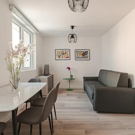 Free Parking Station Elegant *